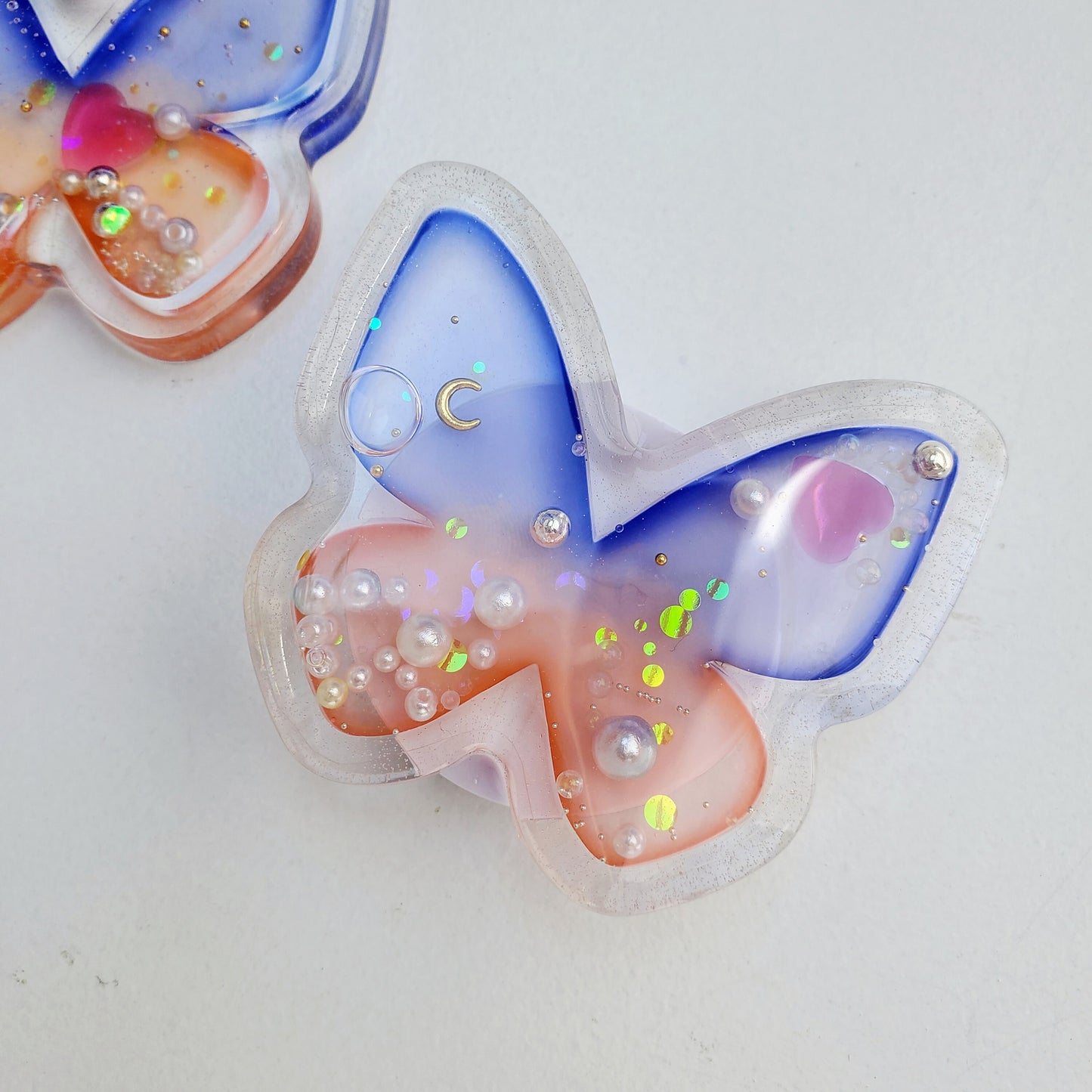 MS Butterfly Sunset Resin Water Shaker Keychain Charm Phone Grips