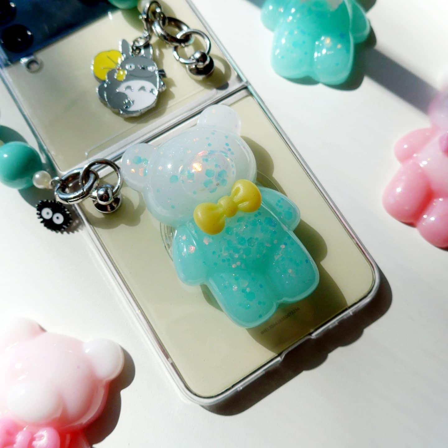 MS Custom Kawaii Resin Bear Phone Grips with bowtie