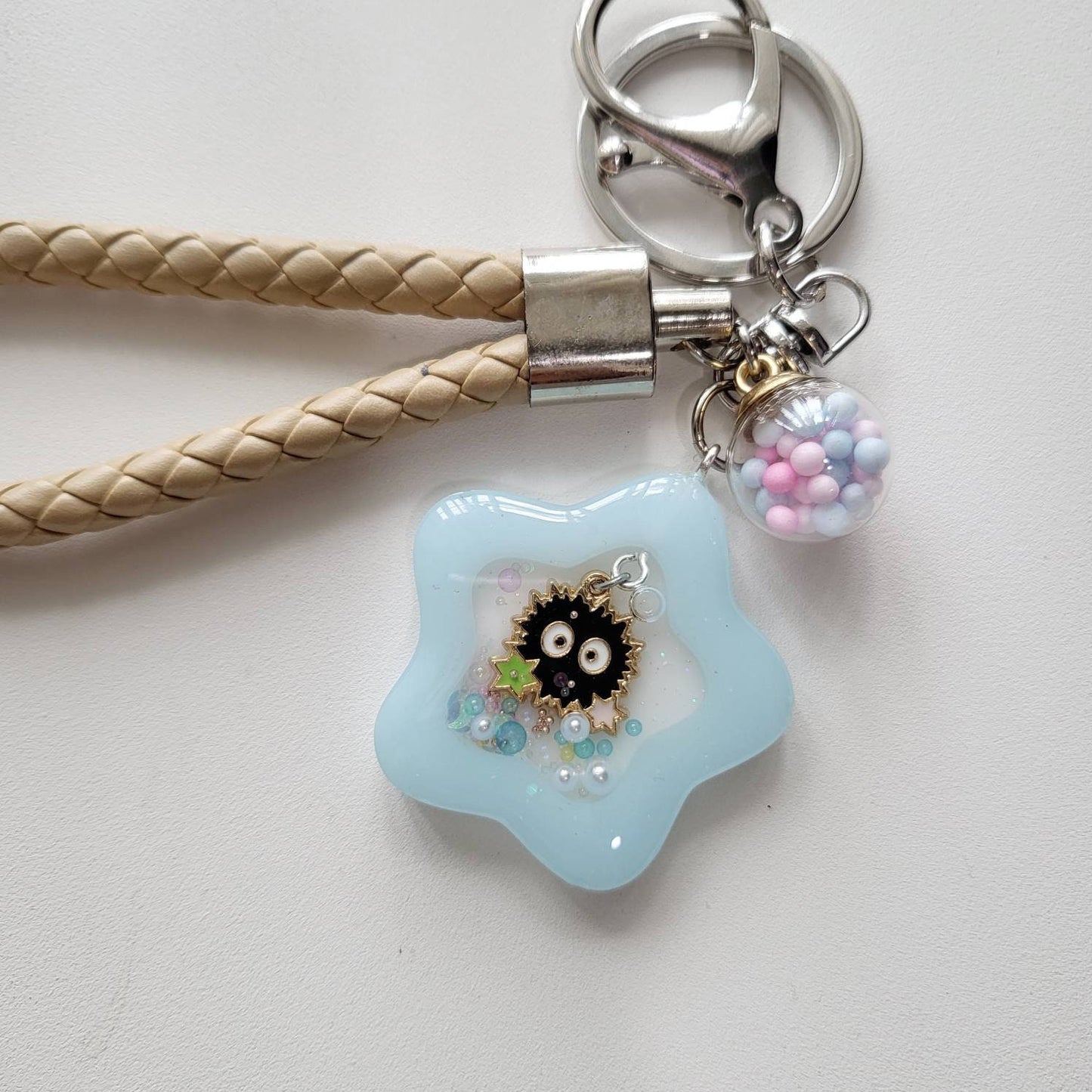 SG Kawaii Custom Handmade Resin Star Water Shaker Keychain with Leather Strap