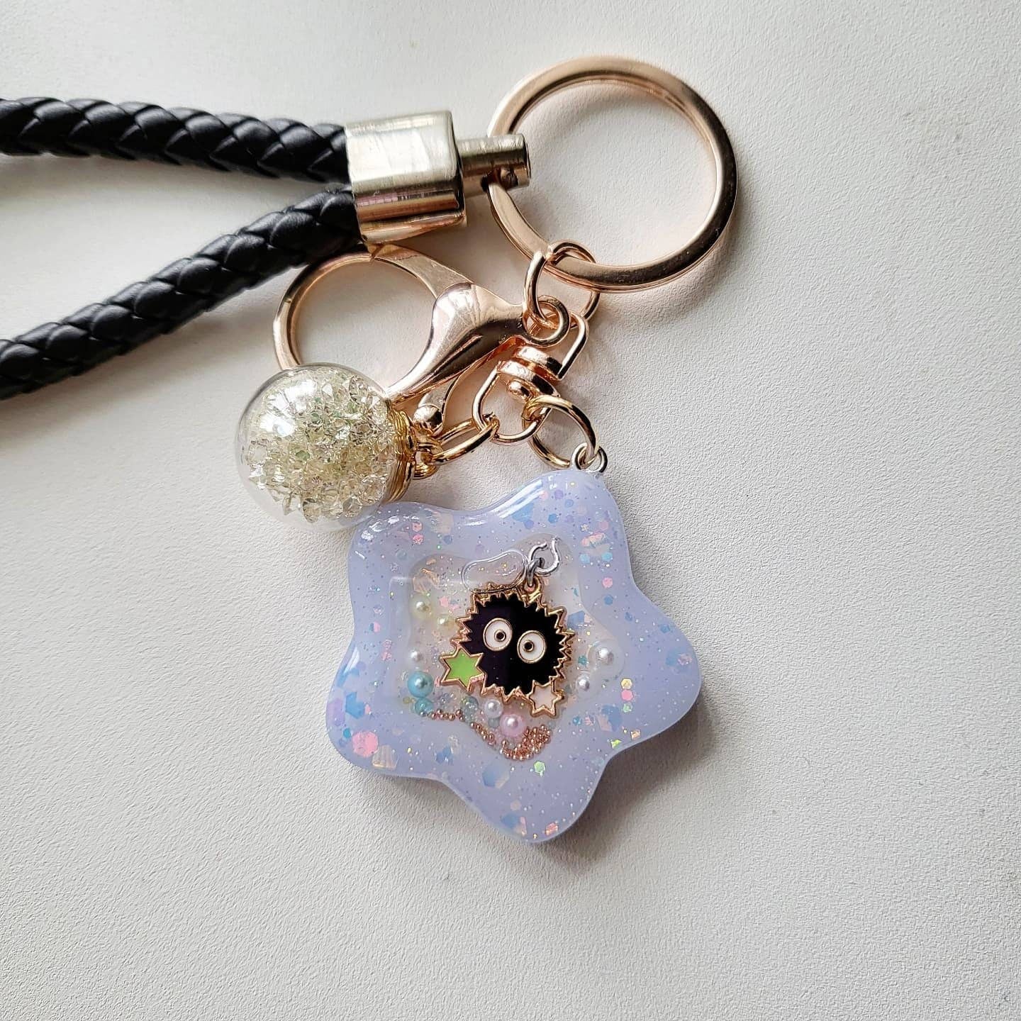 SG Kawaii Custom Handmade Resin Star Water Shaker Keychain with Leather Strap