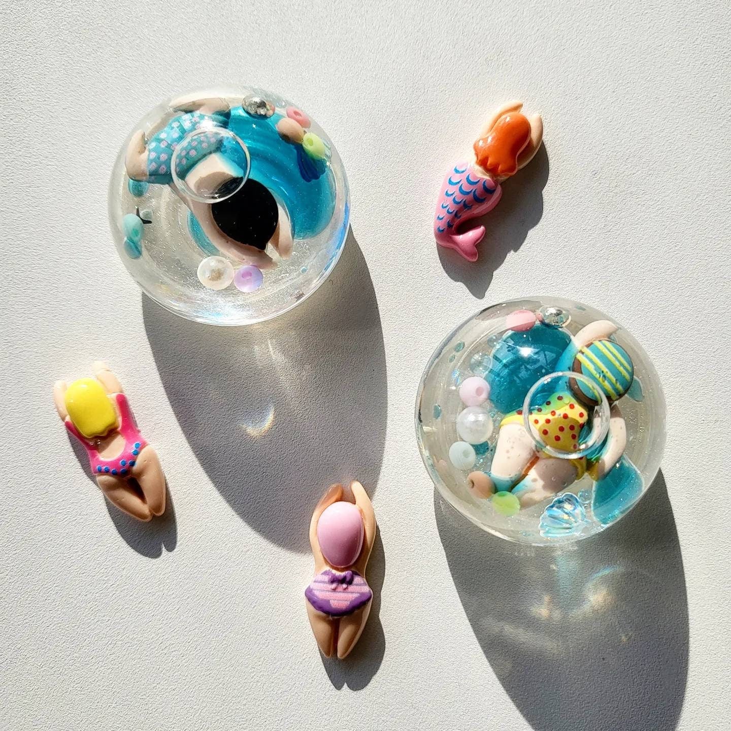 TTE Originals Custom Handmade Resin Shaker Swimming Swimmers Hemisphere Phone Grips