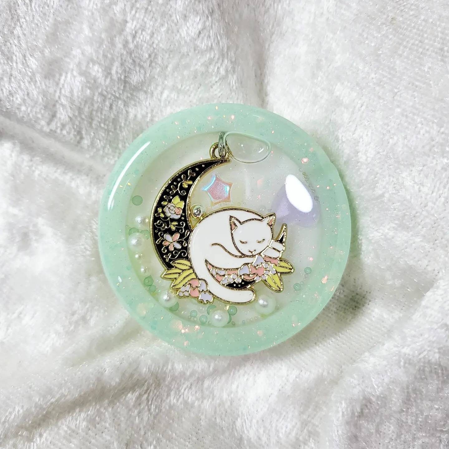 MS Custom Moon Cat Resin Shaker Phone Grip/ Keychain